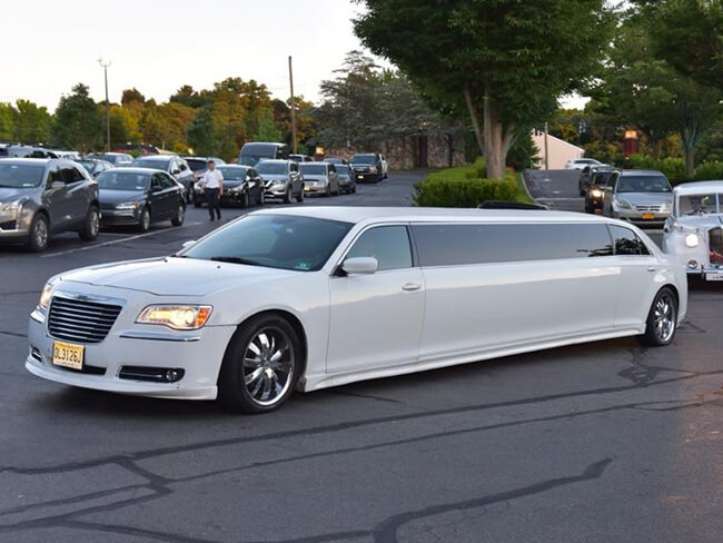 Chrysler limos in New Jersey